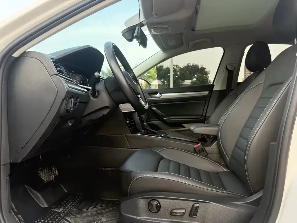 Volkswagen Lamando 2022 из CN, фото 7