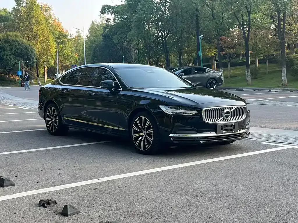 Volvo S90 — фото 3