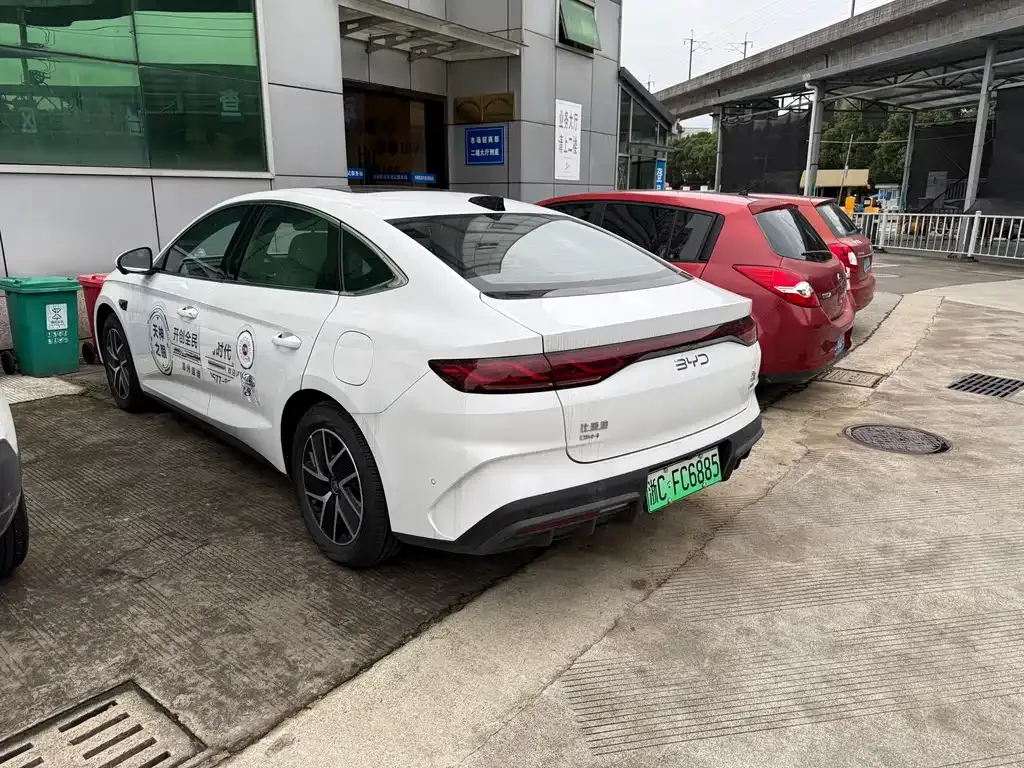 BYD Qin L 2025 из CN, фото 3