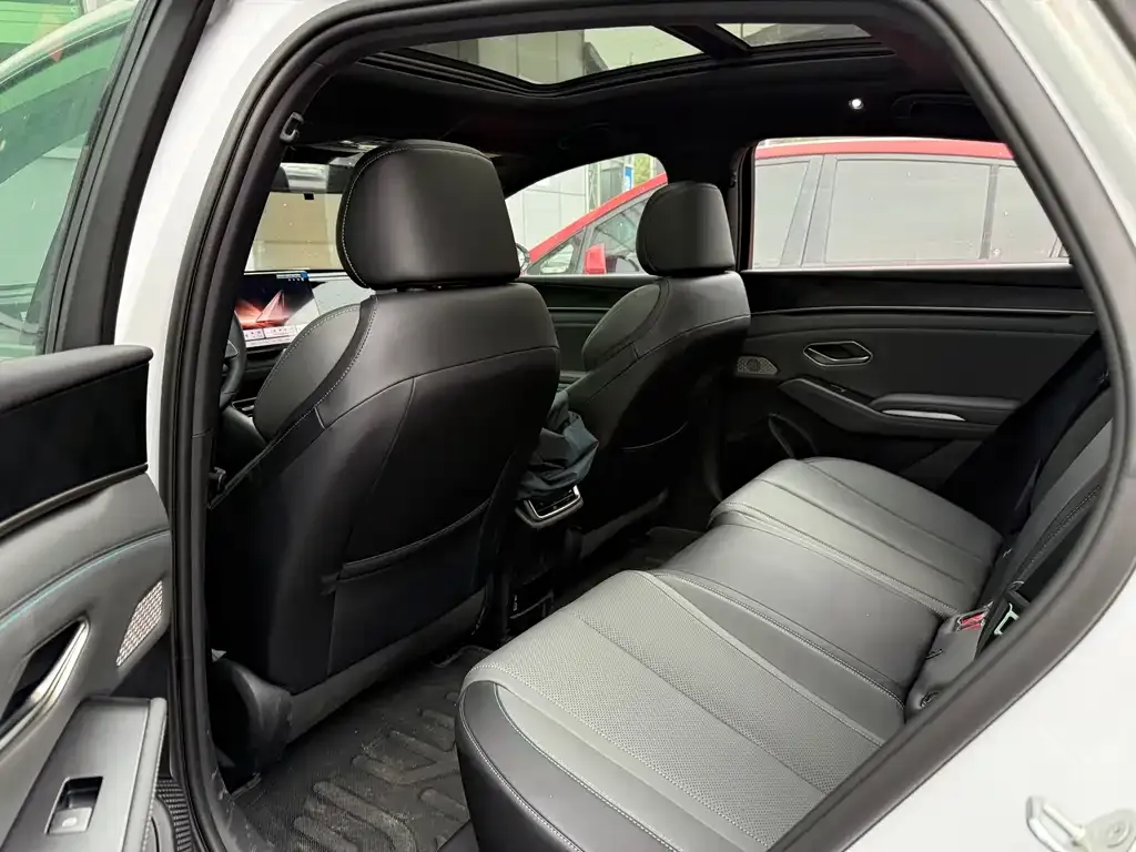 BYD Qin L 2025 из CN, фото 8