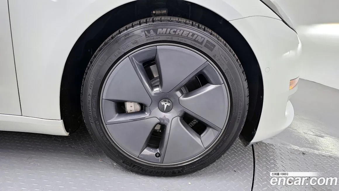 Tesla Model 3 2022 из KR, фото 5