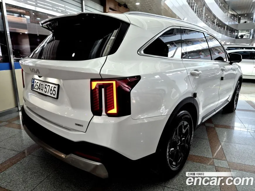 Kia Sorento — фото 4