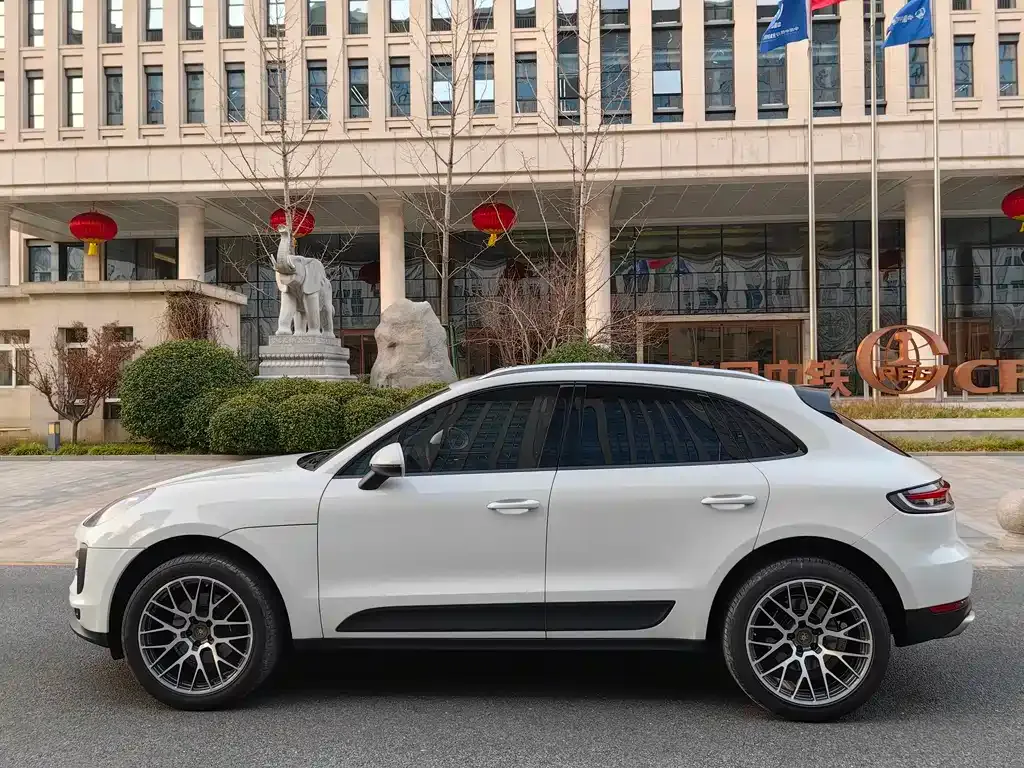 Porsche Macan 2021 из CN, фото 7