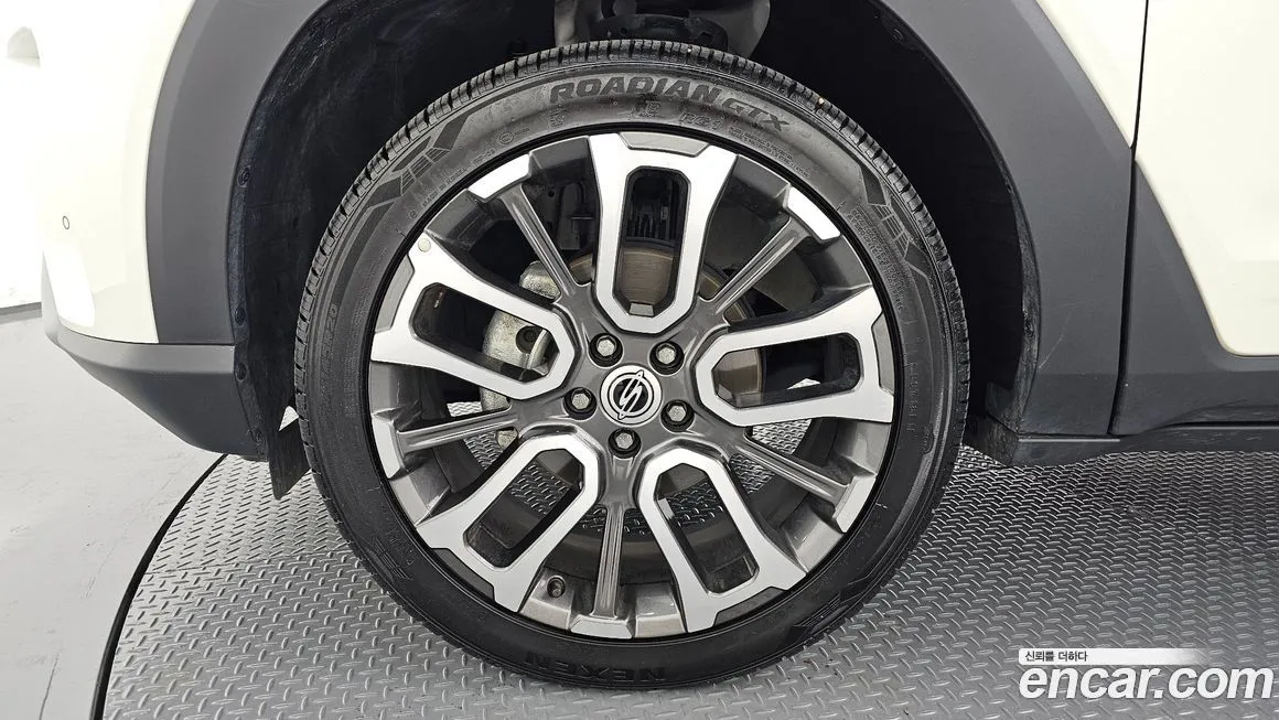 KG Mobility (Ssangyong) Torres 2023 из KR, фото 5