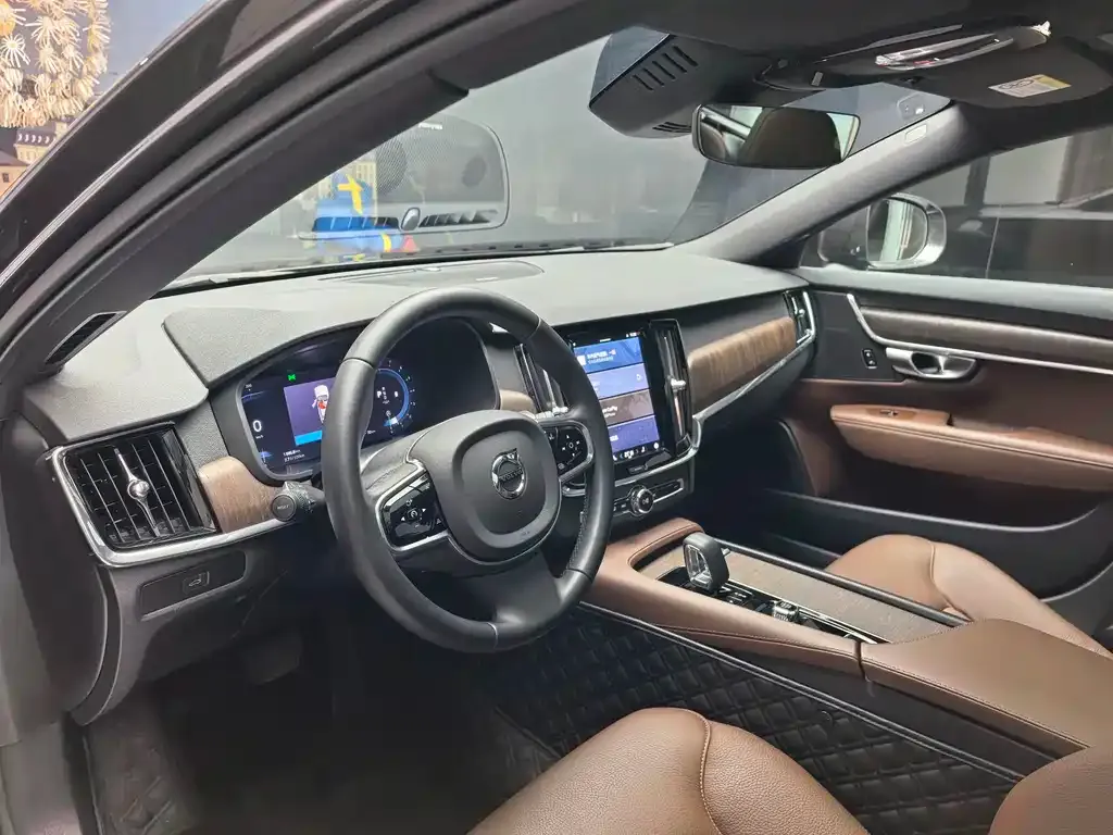 Volvo V90 2024 из CN, фото 4