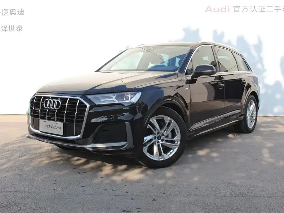 Audi Q7 2024 из CN, фото 1