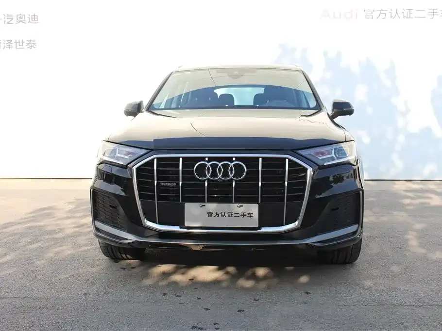 Audi Q7 2024 из CN, фото 3