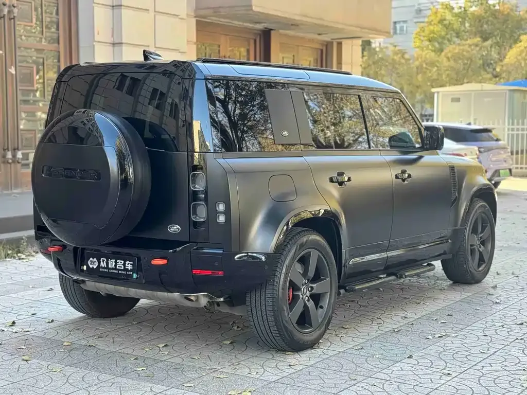 Land Rover Defender — фото 7