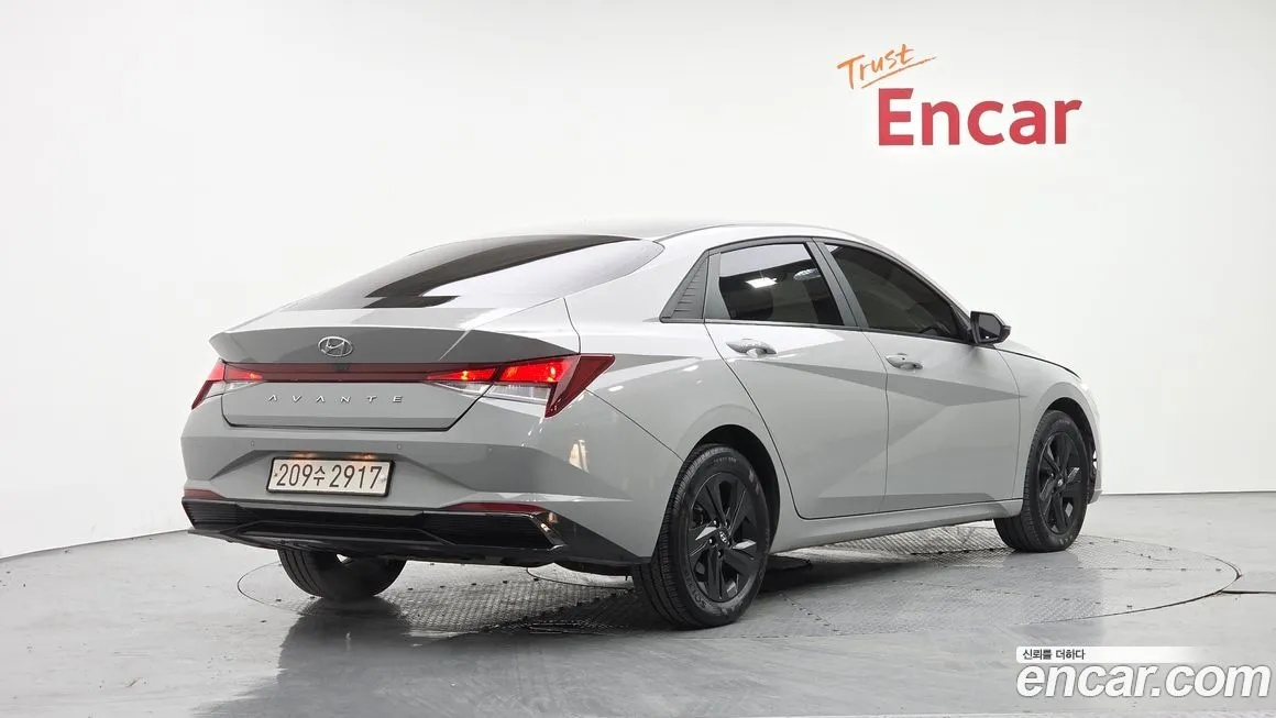 Hyundai AVANTE 2022 из KR, фото 2