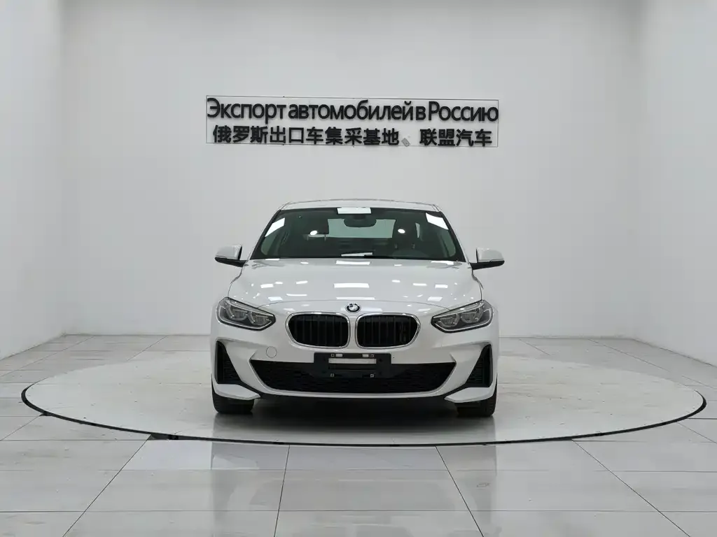 BMW 1 Series 2022 из CN, фото 2
