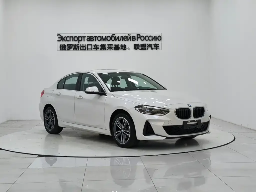 BMW 1 Series 2022 из CN, фото 3