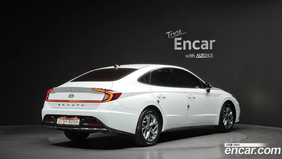 Hyundai Sonata 2022 из KR, фото 2