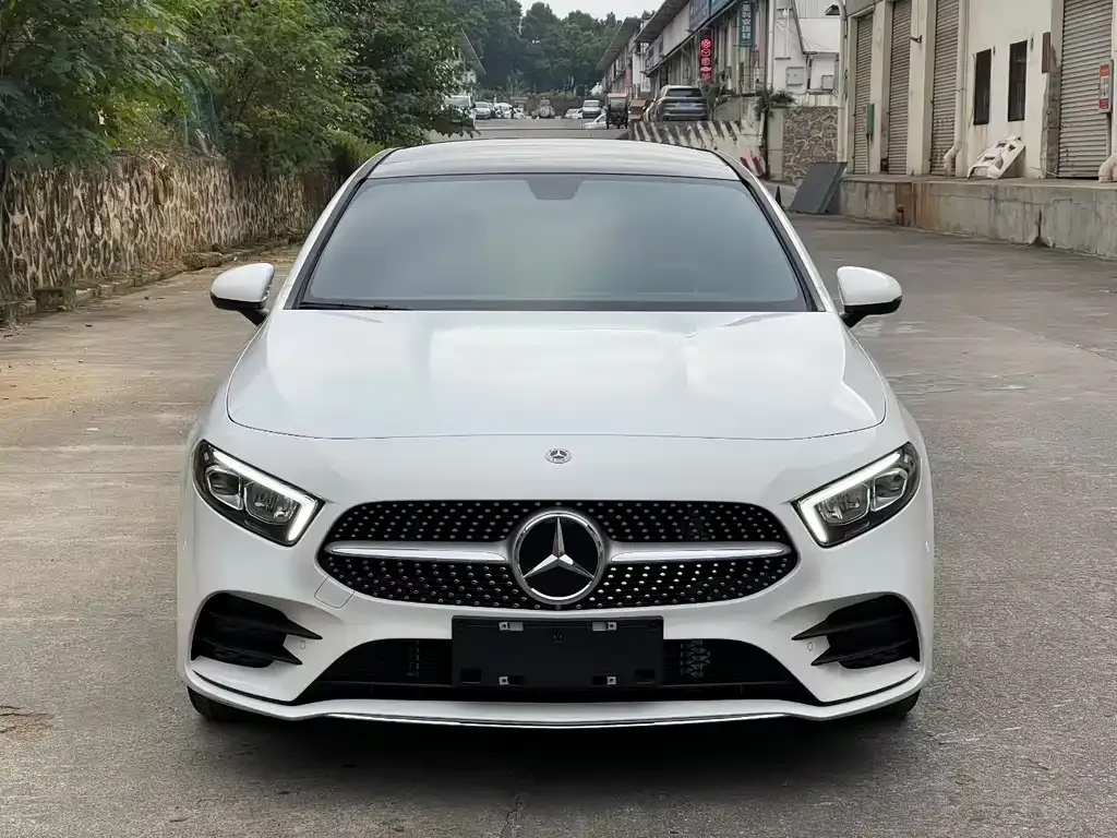 Mercedes-Benz A-Class 2023 из CN, фото 2