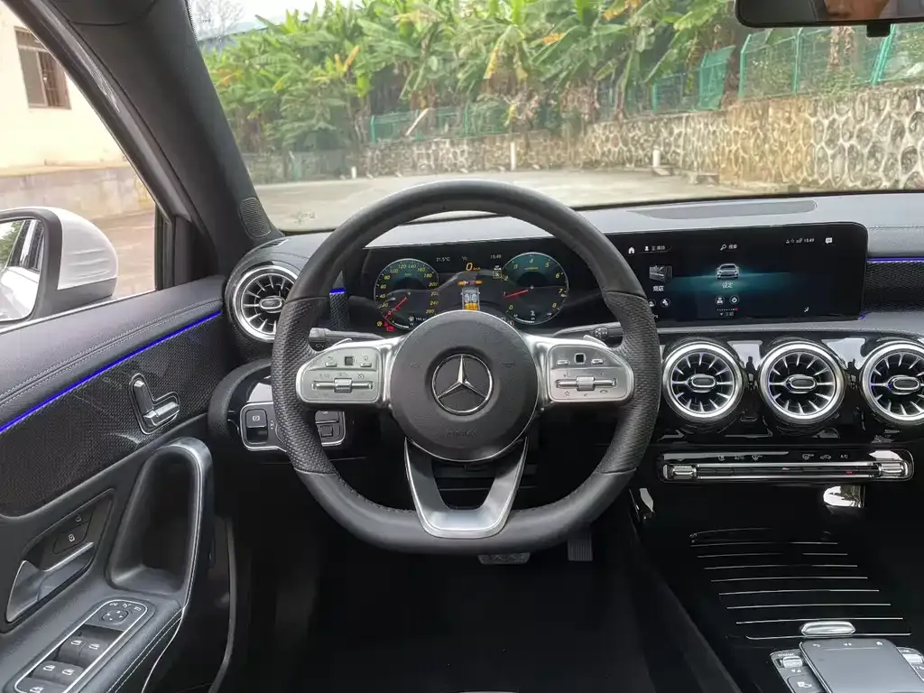 Mercedes-Benz A-Class 2023 из CN, фото 5