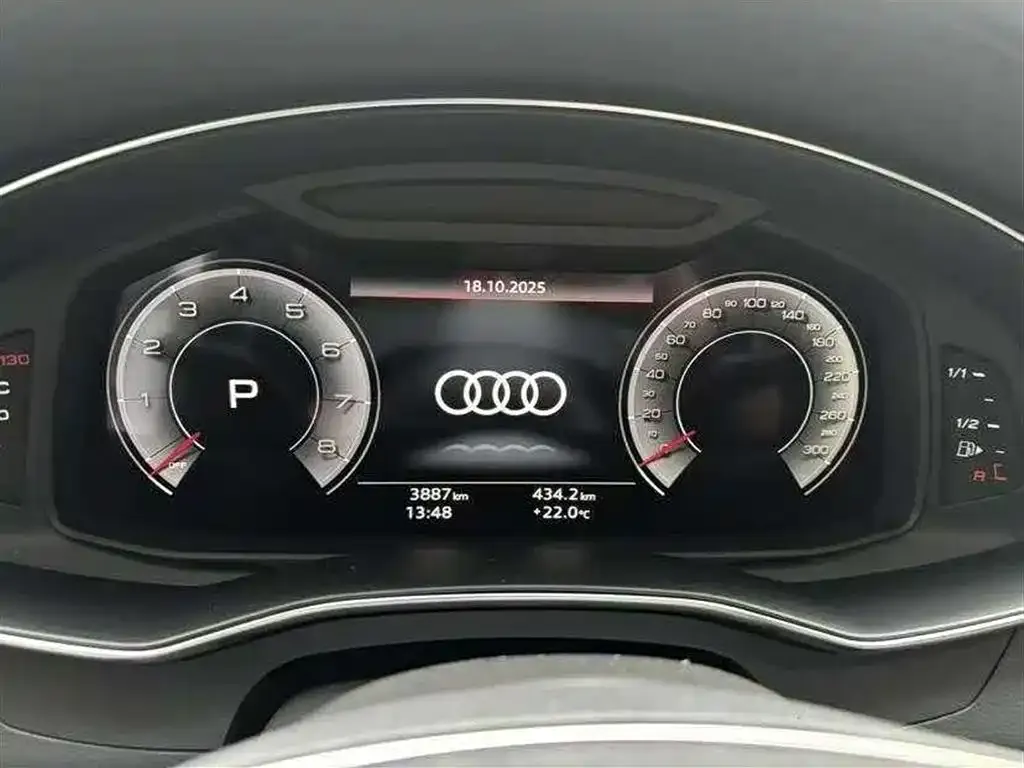 Audi A7 2024 из CN, фото 3