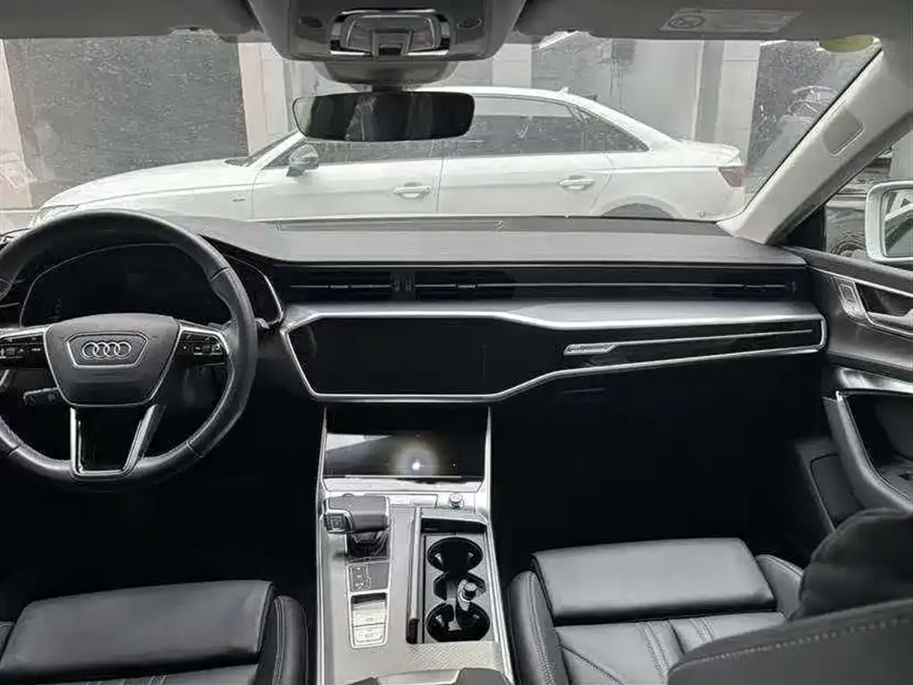 Audi A7 2024 из CN, фото 5