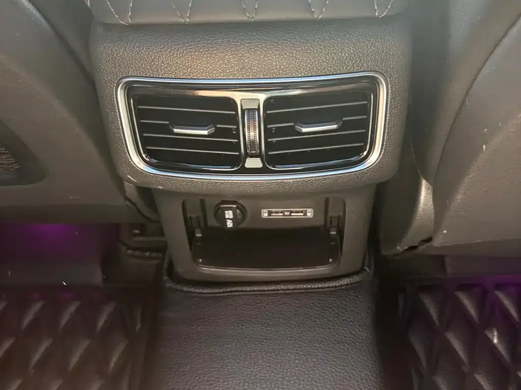Hongqi HS5 2022 из CN, фото 10