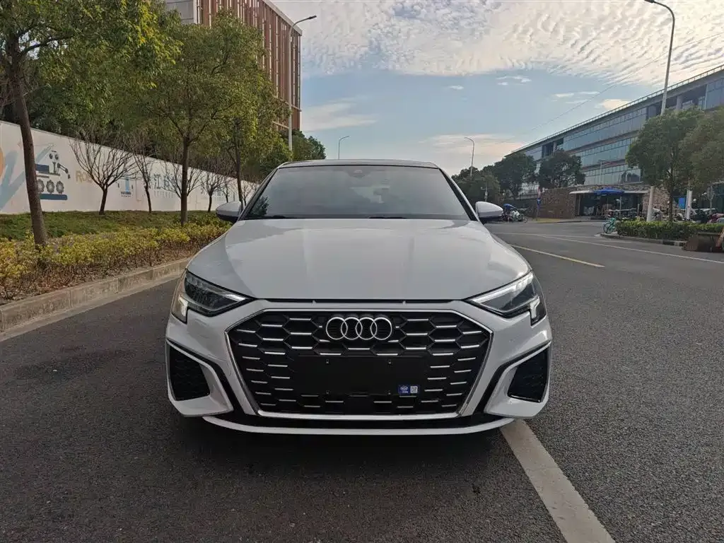 Audi A3 2024 из CN, фото 6