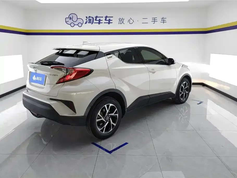 Toyota C-HR 2021 из CN, фото 2