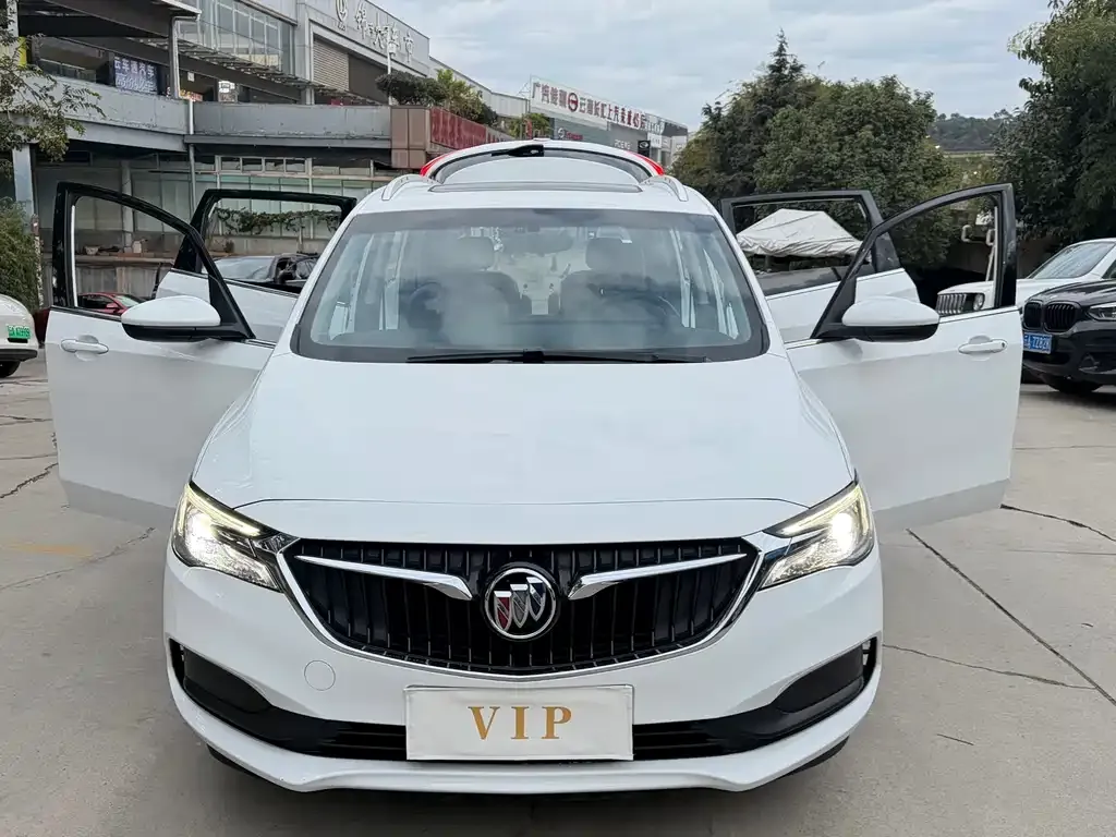 Buick GL6 2022 из CN, фото 3