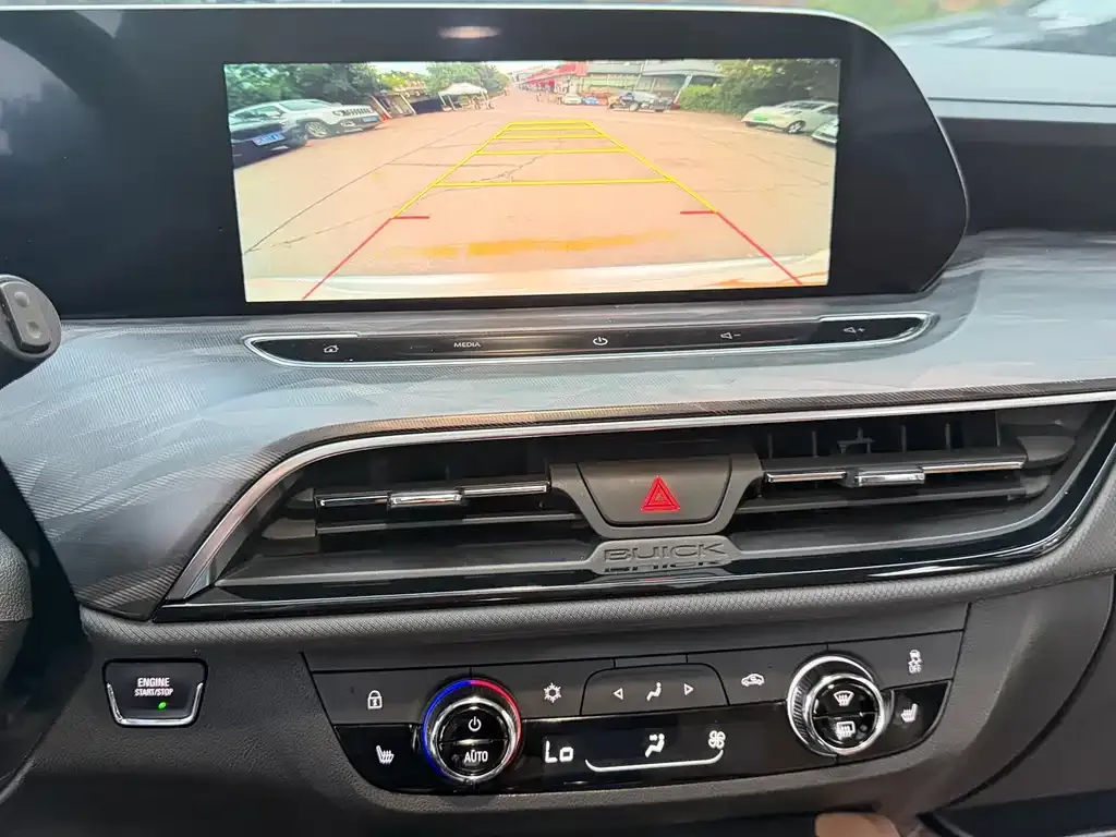 Buick GL6 2022 из CN, фото 7