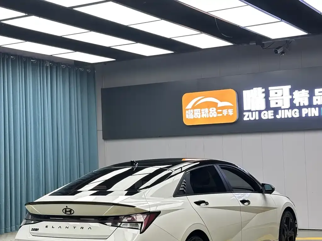 Hyundai Elantra 2023 из CN, фото 7