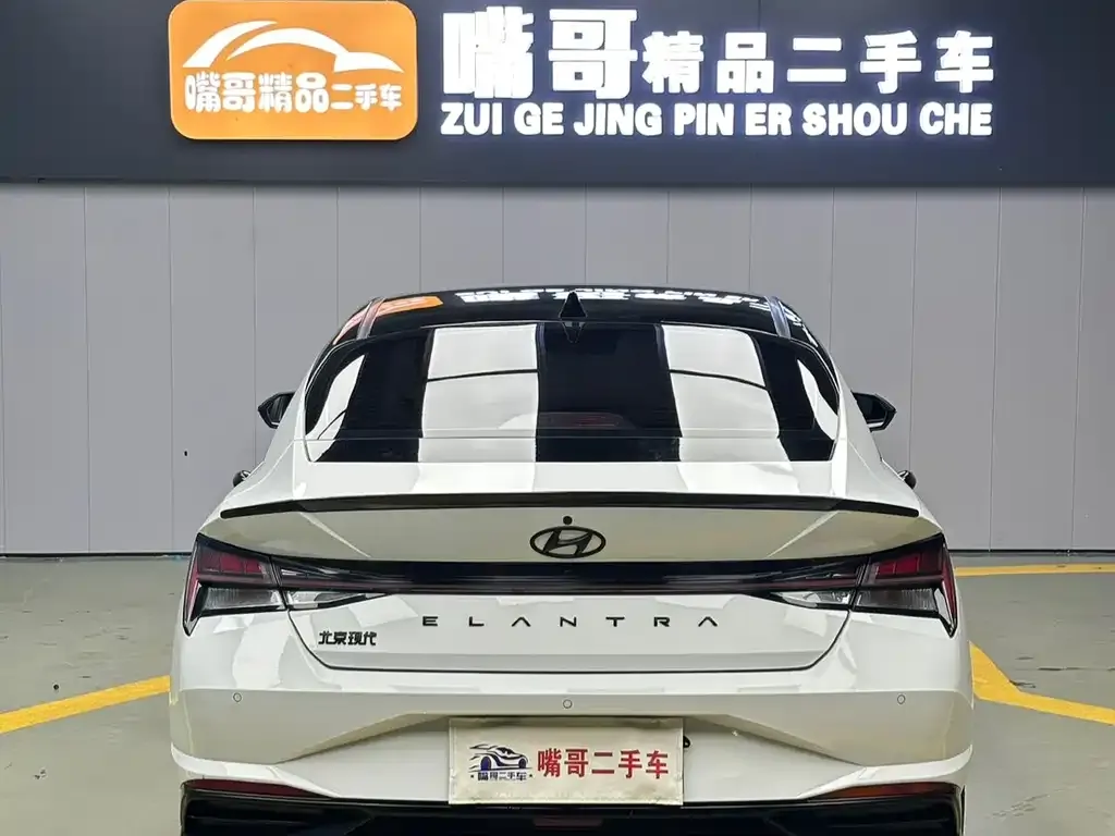 Hyundai Elantra 2023 из CN, фото 8
