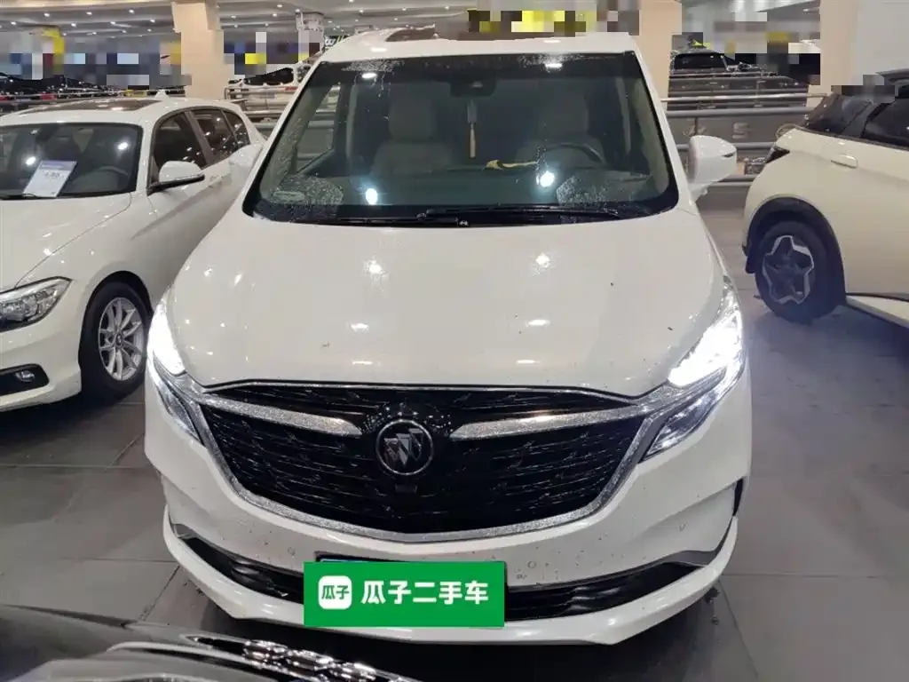 Buick GL8 2021 из CN, фото 3