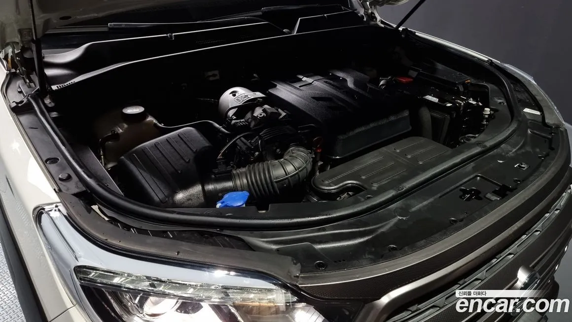 KG Mobility (Ssangyong) Rexton — фото 6