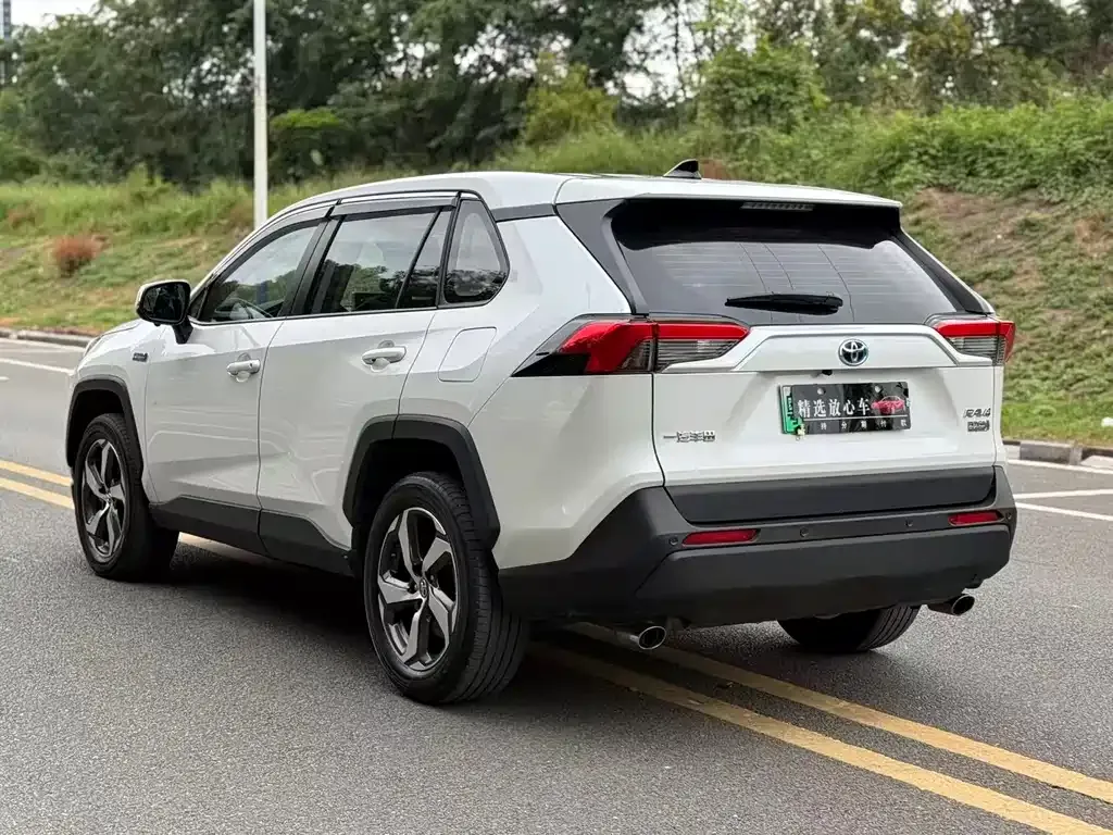 Toyota RAV4 2022 из CN, фото 6