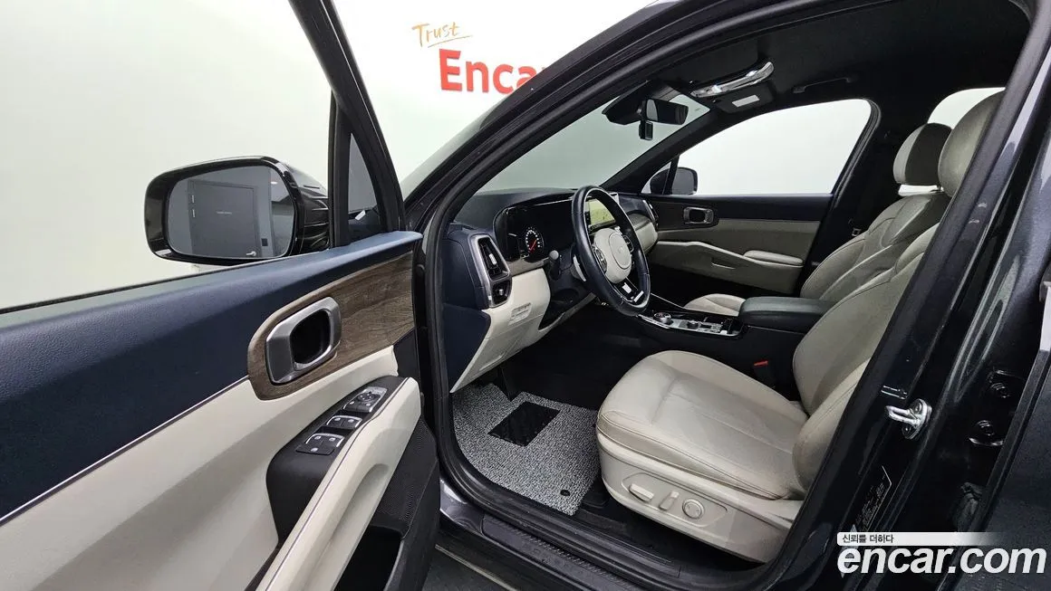 Kia Sorento — фото 10