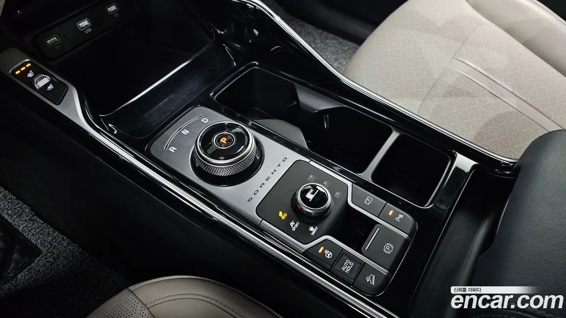 Kia Sorento — фото 9