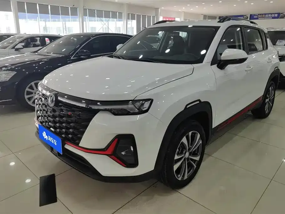 Changan CS35PLUS — фото 1