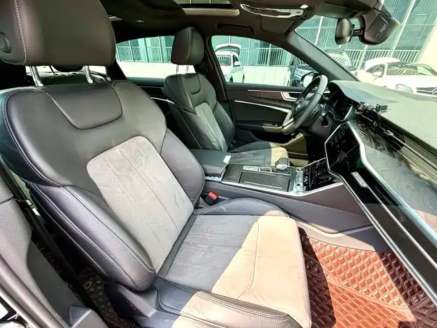 Audi A6L 2023 из CN, фото 9