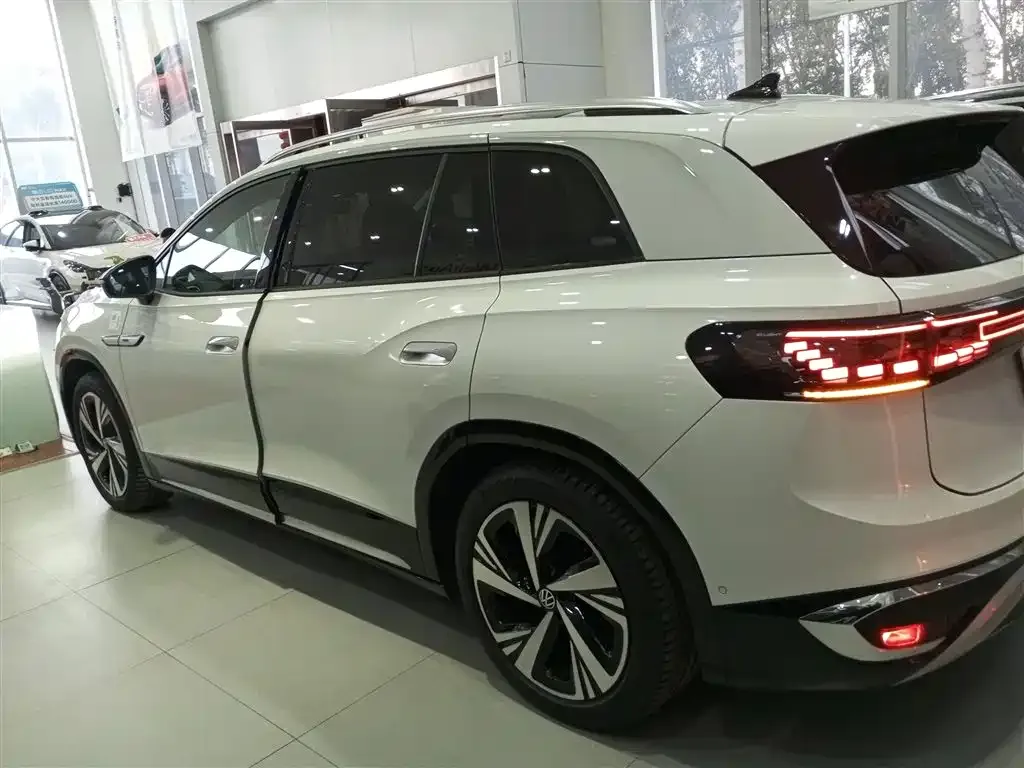 Volkswagen ID.6 Crozz 2024 из CN, фото 5