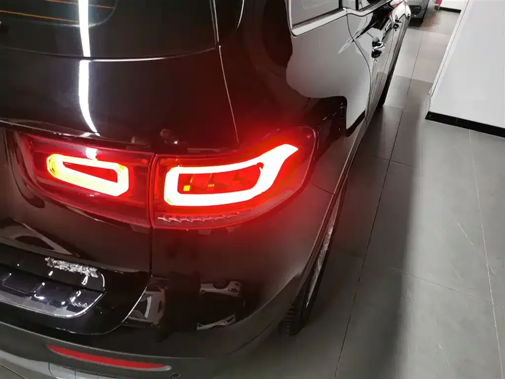 Mercedes-Benz GLB 2021 из CN, фото 8