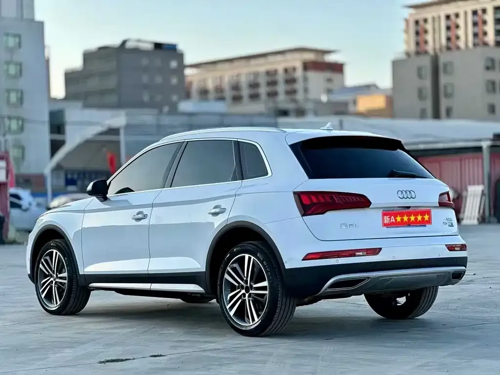 Audi Q5L 2021 из CN, фото 7