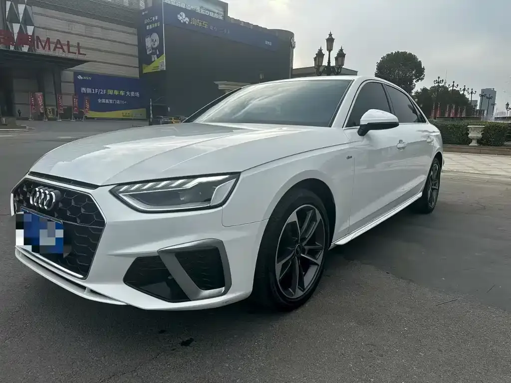 Audi A4L 2024 из CN, фото 1