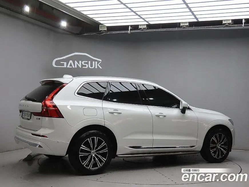 Volvo XC60 — фото 4