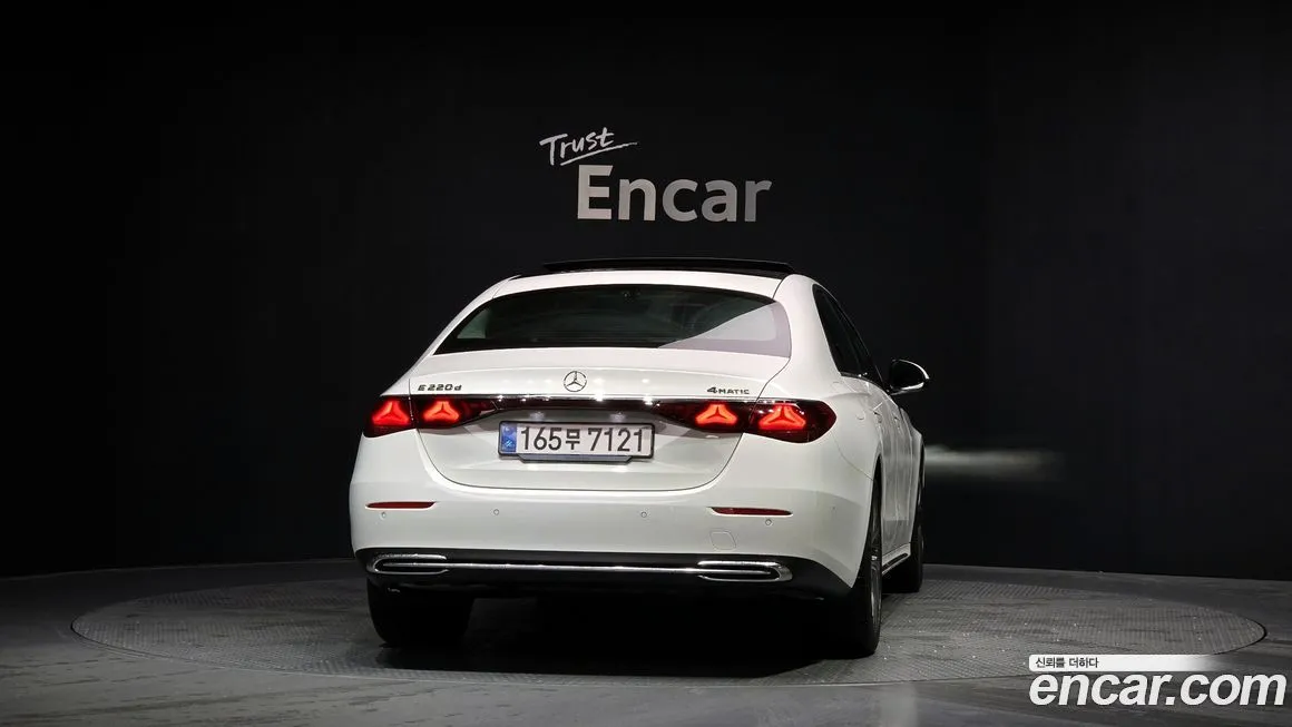 Mercedes-Benz E-Class 2024 из KR, фото 4