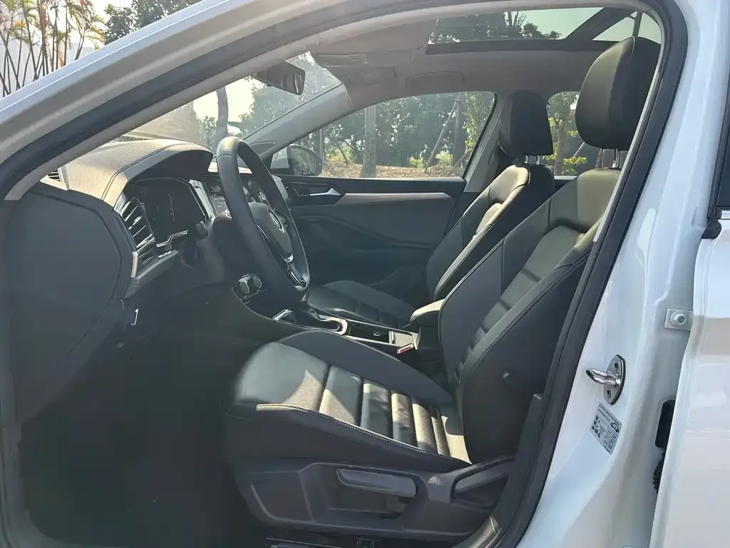 Volkswagen Sagitar 2022 из CN, фото 8