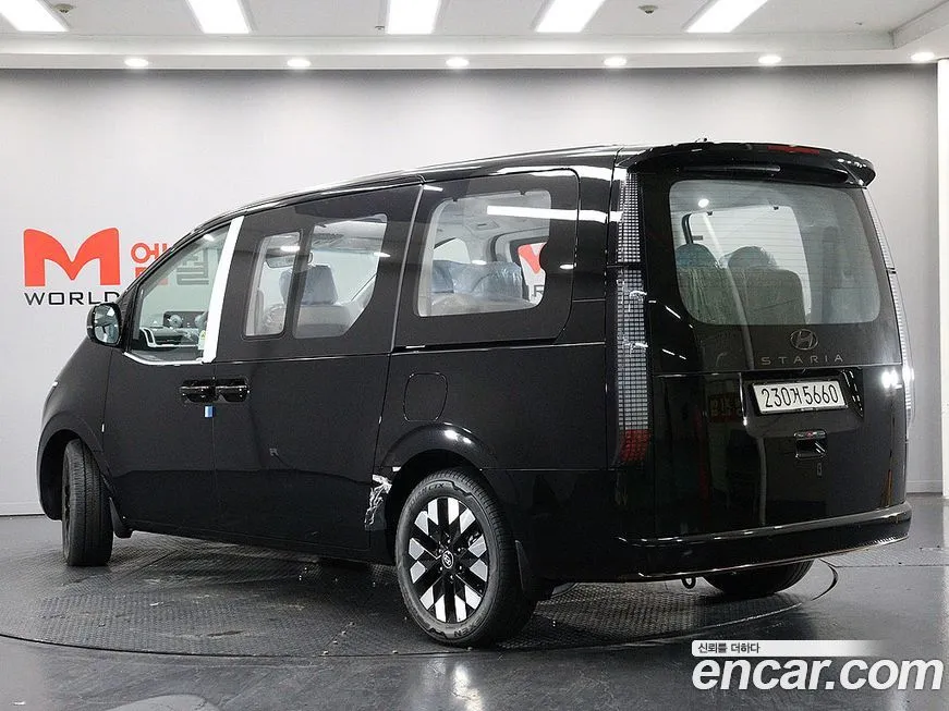 Hyundai Staria — фото 3