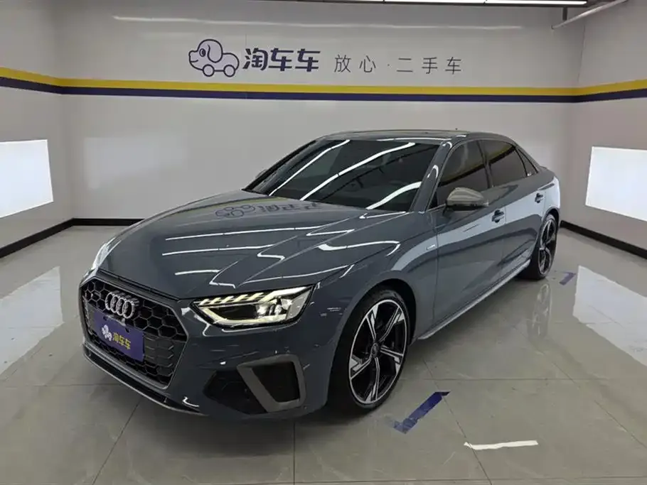 Audi A4L 2022 из CN, фото 1