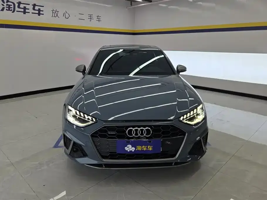 Audi A4L 2022 из CN, фото 2