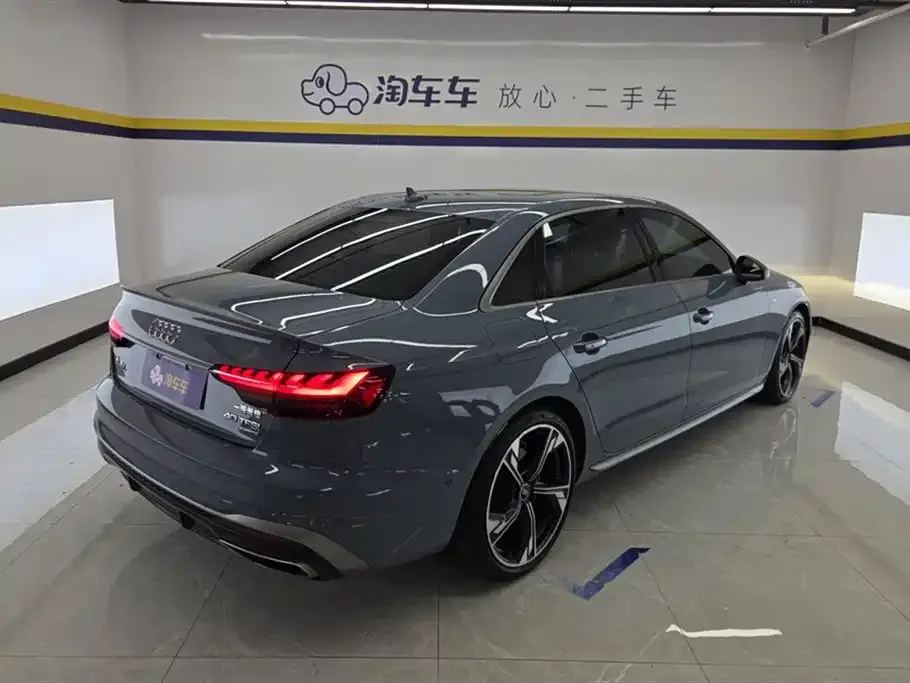 Audi A4L 2022 из CN, фото 3