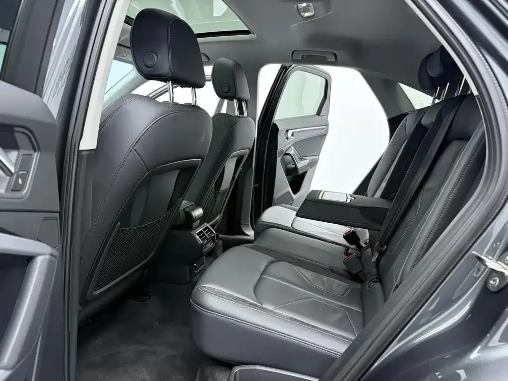 Audi Q3 Sportback 2021 из CN, фото 5