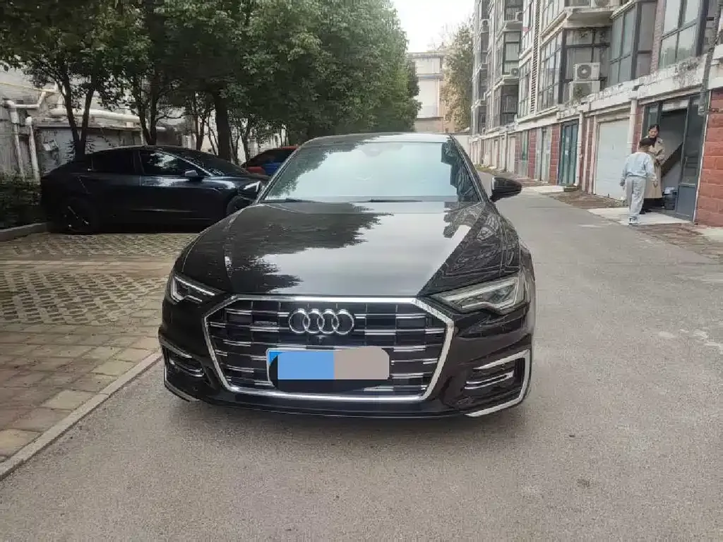 Audi A6L 2023 из CN, фото 2