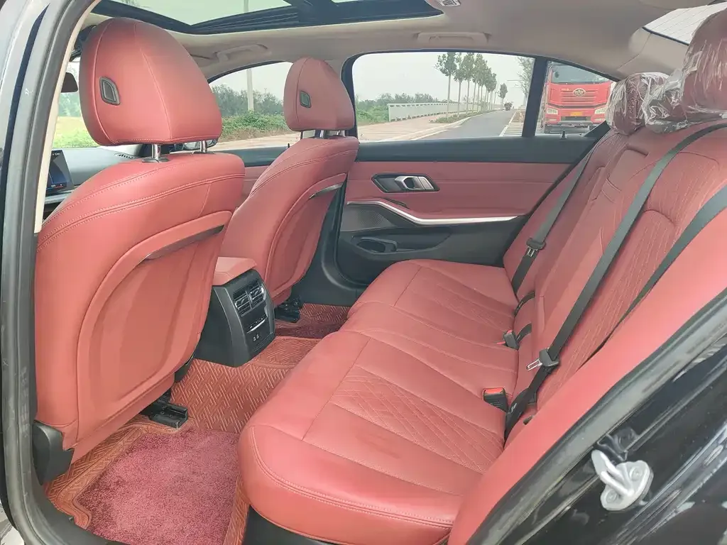 BMW 3 Series 2025 из CN, фото 5