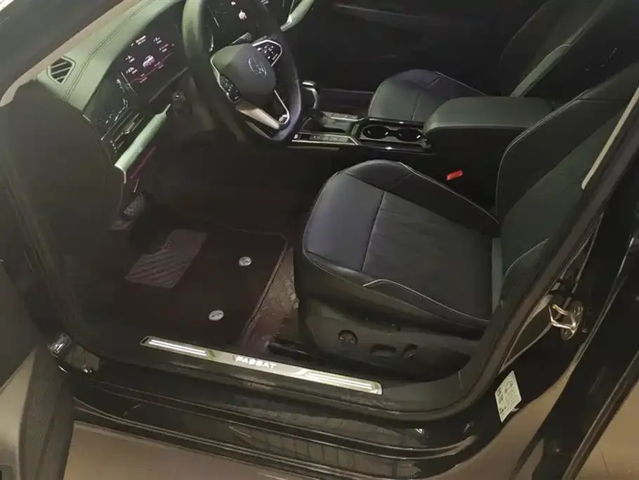 Volkswagen Passat — фото 9