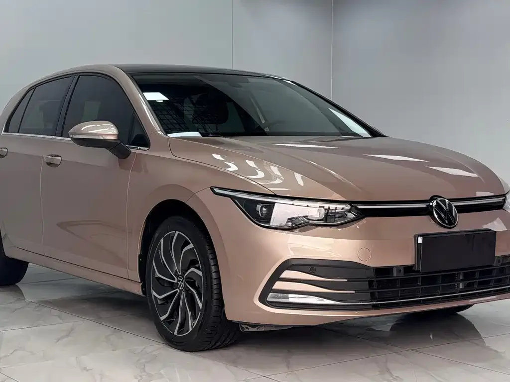 Volkswagen Golf 2021 из CN, фото 3